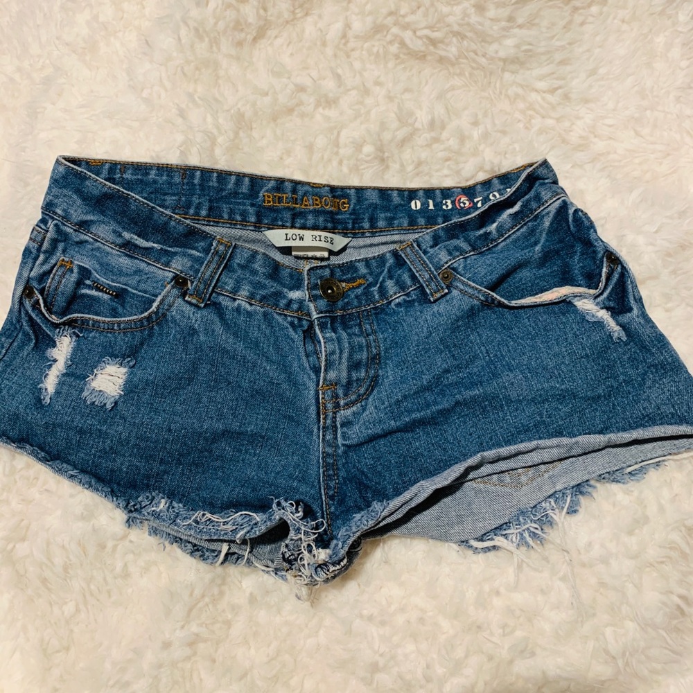 Billabong shorts